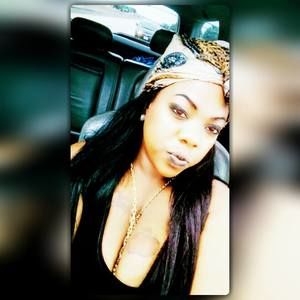 Meet your Posher, Renee